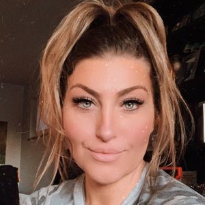 Meet your Posher, Janelle